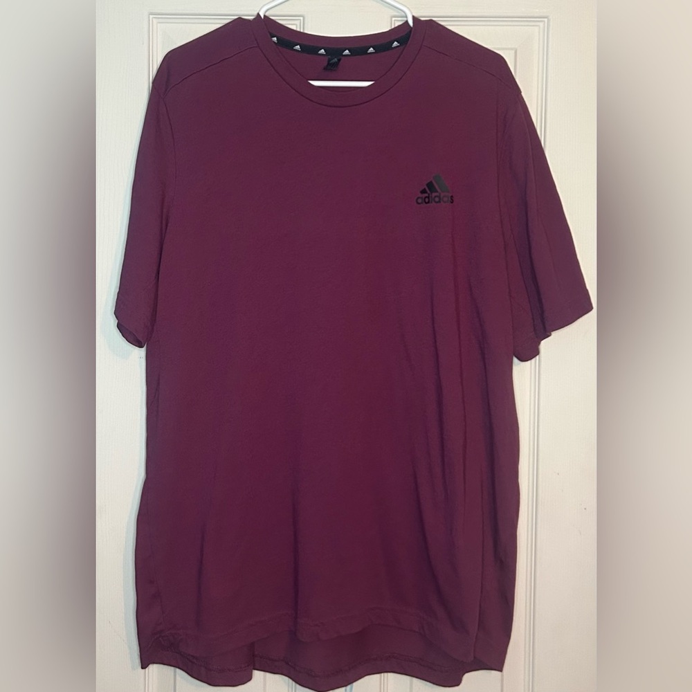 NWOT Adidas XL T-shirt